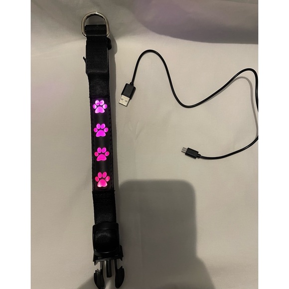 !!! HOST PICK🥳🤩 🌸✨NWT Night Scout Small Blue Rechargable Dog Collar - Picture 10 of 11